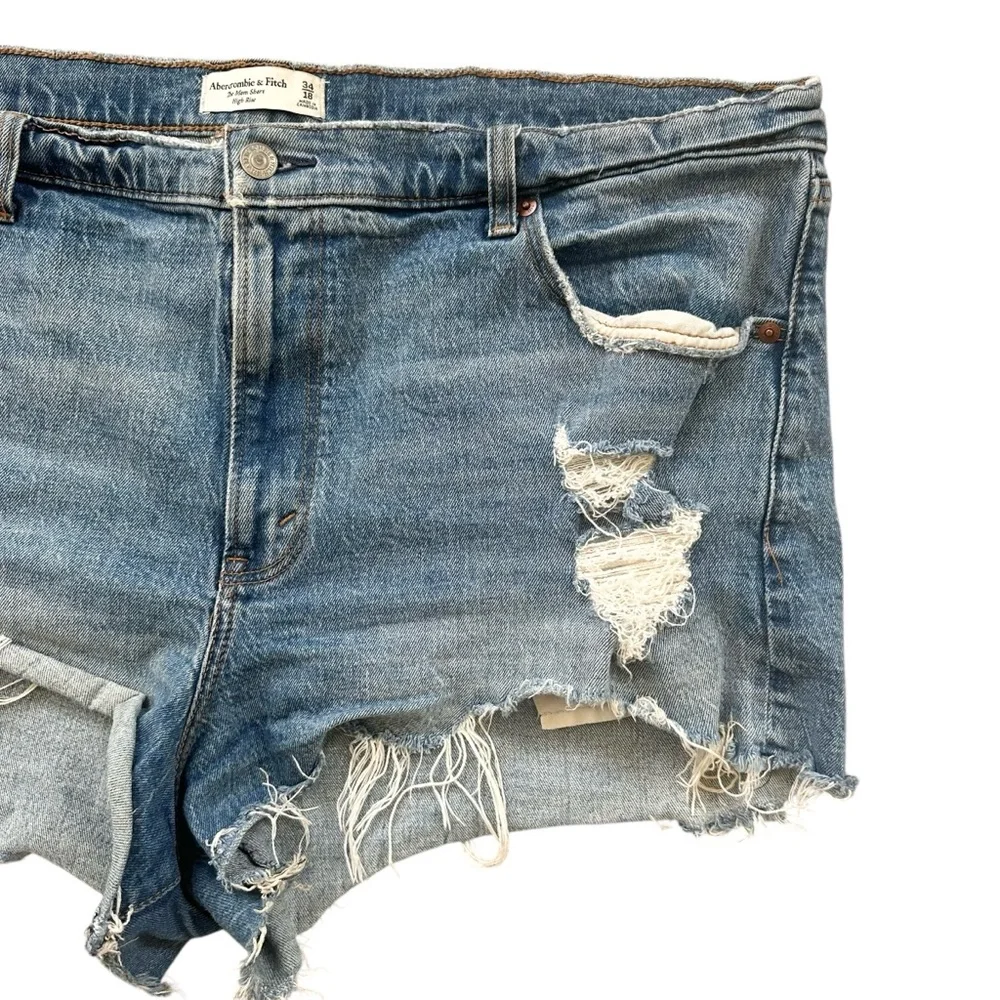 Abercrombie & Fitch The Mom Short High Rise Denim Distressed Shorts Size 34/18